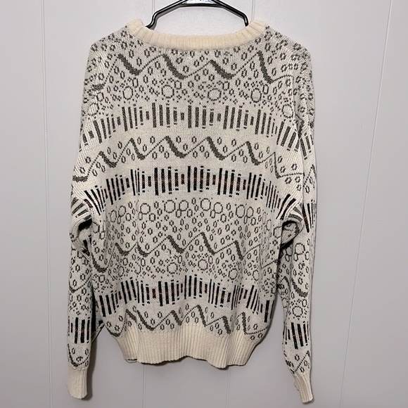 Vintage JT Beckett Men’s XL Sweater Made in Italy Geometric Design - Picture 5 of 7